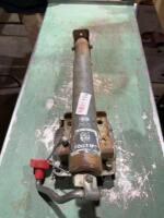 Bulldog side mount Jack