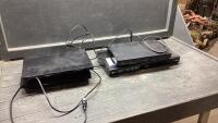 (2) PHILIPS DVD PLAYERS + (2) BLU RAY PLAYERS (LG + PANASONIC)