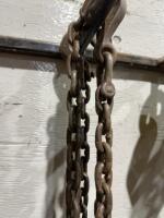 14 foot light chain with hooks