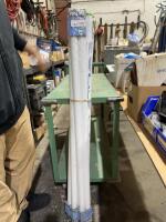 48 inch Phillips 40 W fluorescent bulbs