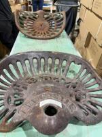 Newcastle Cast Rake seat