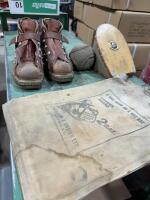 Flat of curiosities
