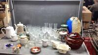 TOTE W/CRYSTAL WINE GLASSES, CHAMPAGNE FLUTES, VASES, CREAM + SUGAR