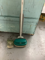 HOOVER FLOOR POLISHER