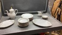 BOX OF CHINA - &ldquo;LADY PATRICIA&rdquo;MADE IN GERMANY
