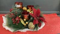PRETTY CENTRE PIECE CANDLE HOLDER