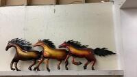 METAL HORSES WALL DECOR