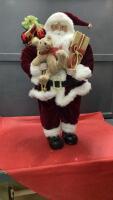 FLOOR STANDING SANTA