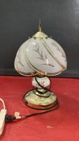 SMALL TOUCH TABLE LAMP W/ BRASS & PORCELAIN BASE