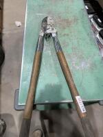 Ratcheting Anvil Type Loppers