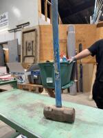 16 pound sledgehammer