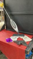 SHARK ELECTRIC STEAM MOP