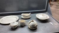 BLUE LEAF DISH SET - SERVING PIECES