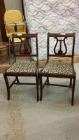 (2) VINTAGE CHAIRS