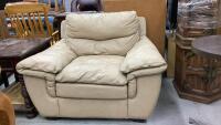 LARGE ARM CHAIR