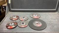 BOX OF NAPA GRINDING WHEELS & KOOLIE HAT GRINDING WHEEL