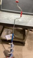 HAND ICE DRILL