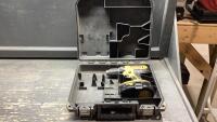 DEWALT 18W CORDLESS DRILL WITH BATTERY