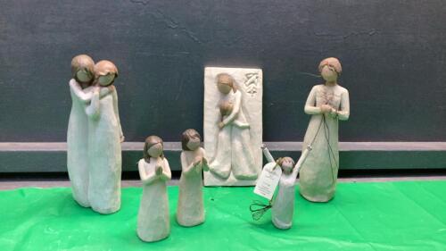 COLLECTION OF WILLOW TREE ORNAMENTS
