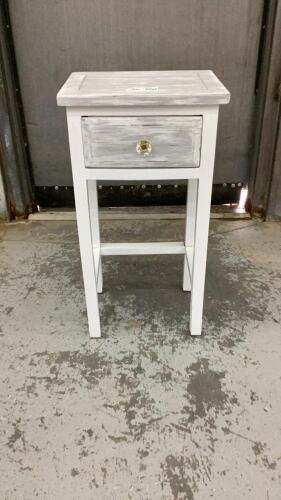 SMALL SIDE TABLE W/ ONE DRAWER