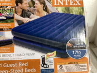 INTEX QUEEN AIR MATTRESS