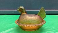 VINTAGE CHICKEN COVERED CANDY DISH - AMBER