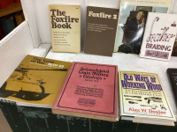 BOX OF BOOKS - WESTERN THEME, INSTRUCTIONAL, HISTORY