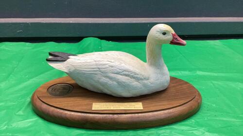 SMALL DUCKS UNLIMITED (SASKATCHEWAN) SNOW GOOSE ON WOOD BASE