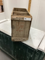 WOODEN 7-UP CRATE