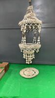 VINTAGE SHELL PLANT HANGER & TRIVET