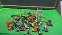 ASSORTED TOYS - DINKY CARS, DINOSAURS, VINTAGE FLINTSTONES PUZZLE
