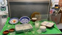 BOX OF GLASSWARE - BLUE/WHITE DISHES & PANS, DESSERT BOWLS, PLATTERS, FONDUE