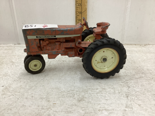 VINTAGE INTERNATIONAL TOY TRACTOR