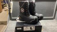 HELLY HANSEN SAFETY WINTER BOOTS SIZE 14