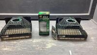 (2) MOUSE TRAPS + BULB ZAPPER