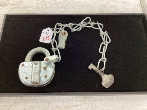 CPR PADLOCK WITH KEY AND CHAIN