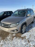 2015 Volkswagen Hiline Tiguane ( 1 OWNER )