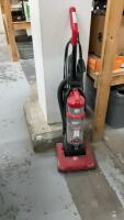 DIRT DEVIL UPRIGHT VACUUM