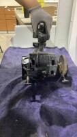 BENCH VISE & GRINDER
