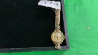 SMALL VINTAGE LADIES WATCH