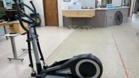 INFINITY ELLIPTICAL EXERCISE MACHINE - ERGOMETER ST990