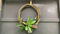 LARIAT WREATH