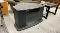 CORNER UNIT TV STAND