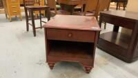 END TABLE W/ DRAWER & UNDER STORAGE