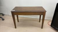 PIANO BENCH W/ LIFT TOP