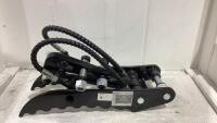 HYDRAULIC THUMB CLAMP