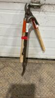 CROW BAR & LOPPERS