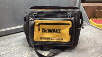 DEWALT WATER RESISTANT TOOL BAG