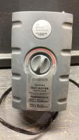 IN SINK ERATOR - INSTANT HOT WATER DISPENSER