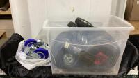 TOTE OF DOLLY/CART WHEELS